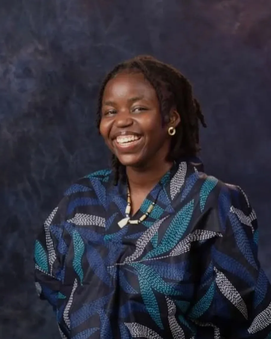 Lois Oluwole